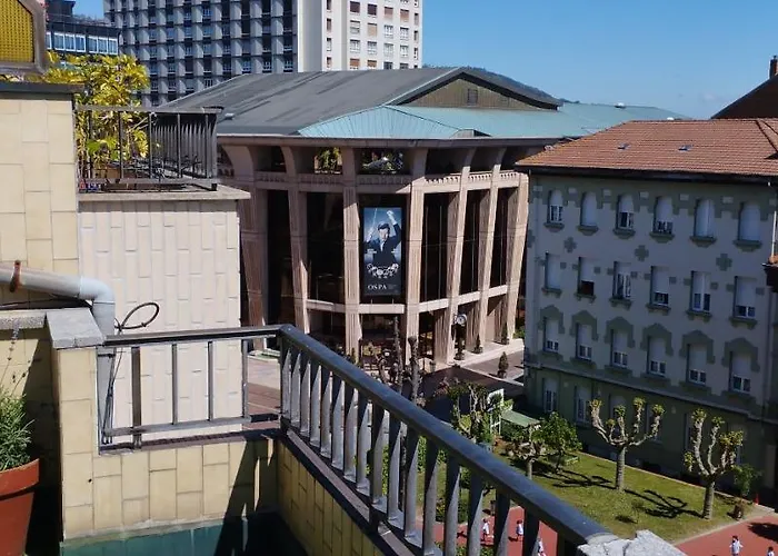 Atico Auditorio Disfrute Sus 40 Metros De Terraza Orientada Al Sur